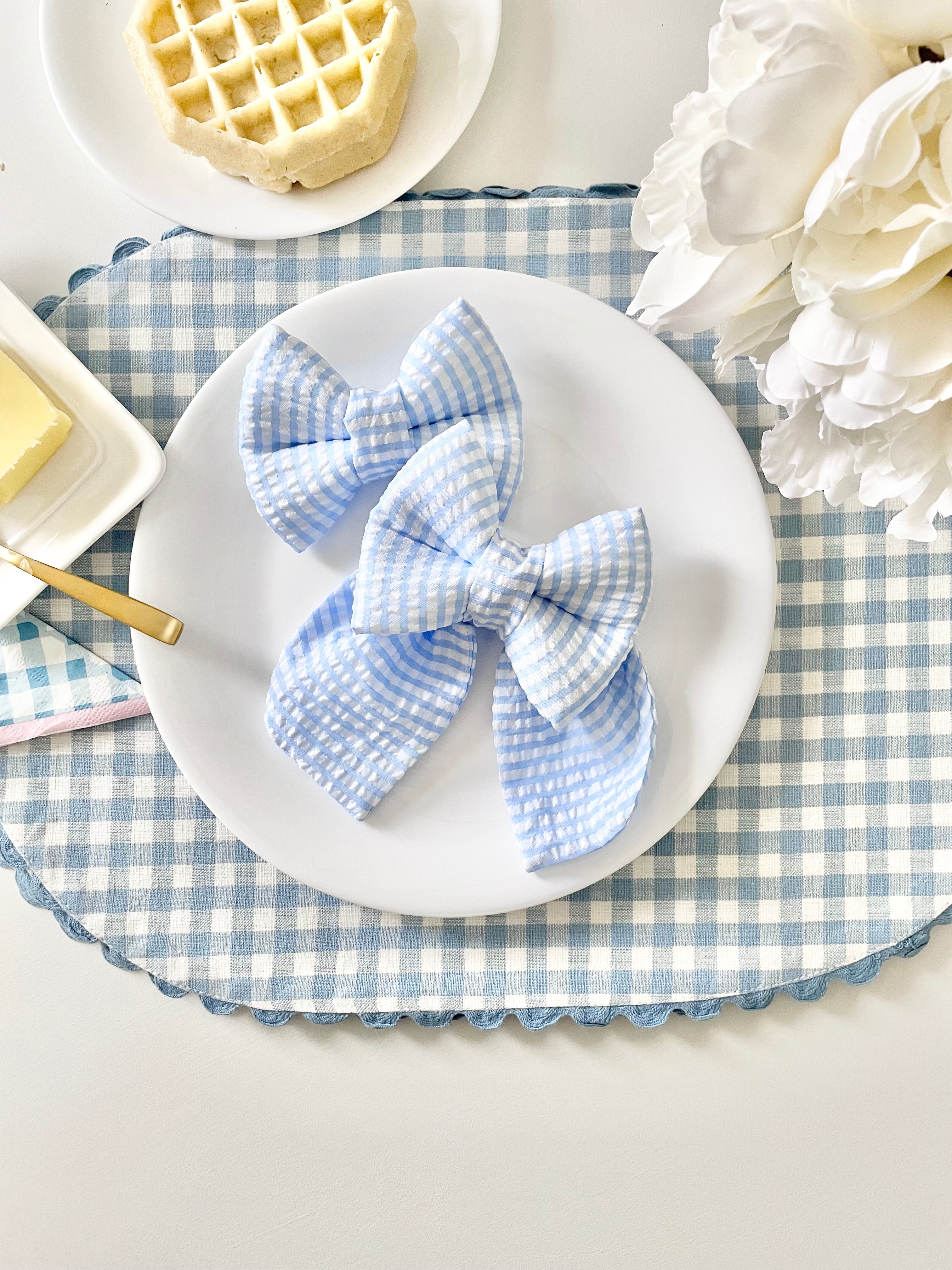 Sunday Picnic Bow Tie