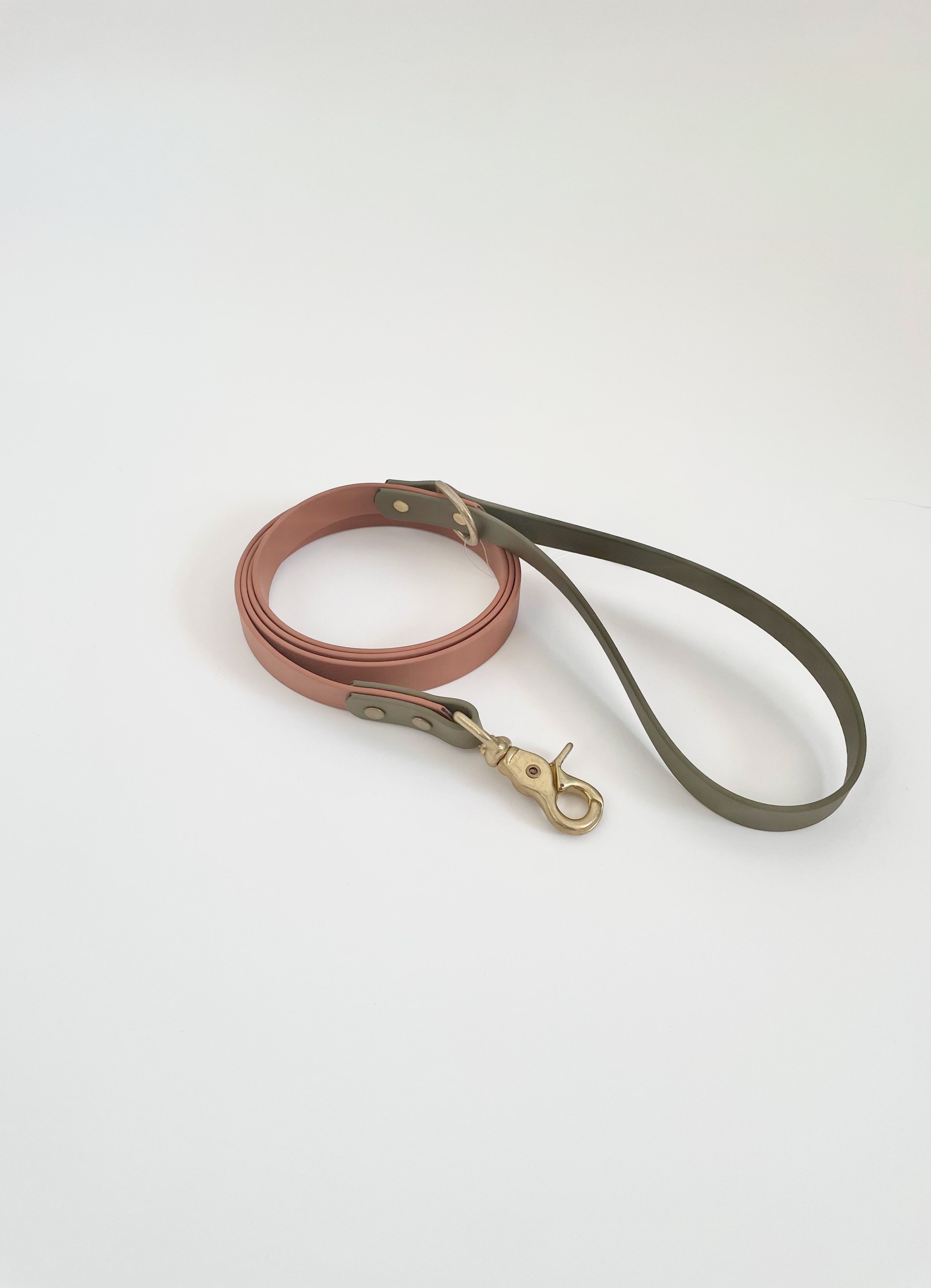 Two Tone Classic Leash - Camel/Olive